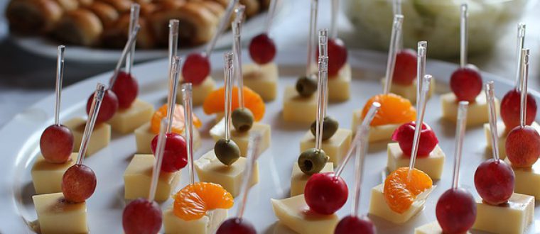 חוגגות עם אוכל: 5 רעיונות לכיבוד במסיבת רווקות